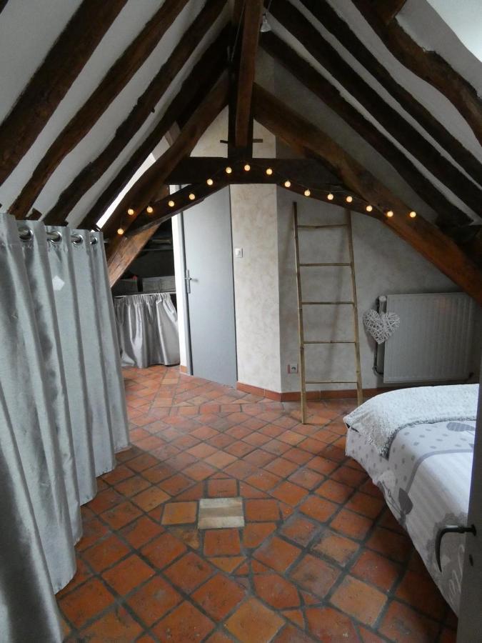 Maison De Charme Pres De Beauval Saint-Cyran-du-Jambot Dış mekan fotoğraf