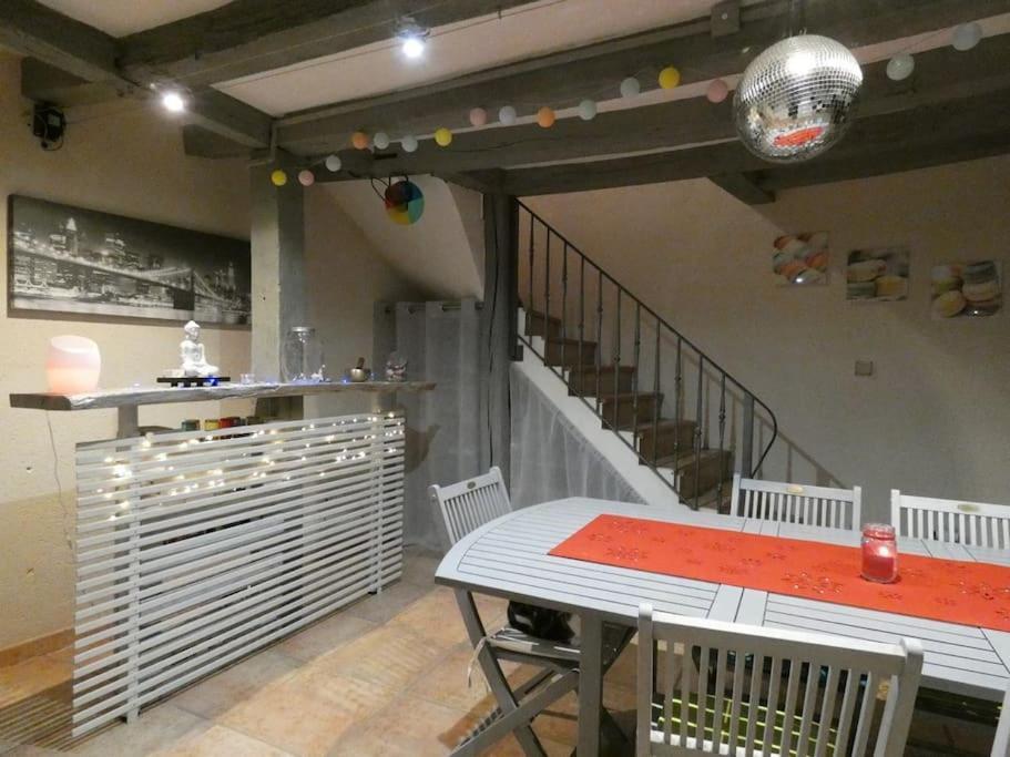 Maison De Charme Pres De Beauval Saint-Cyran-du-Jambot Dış mekan fotoğraf